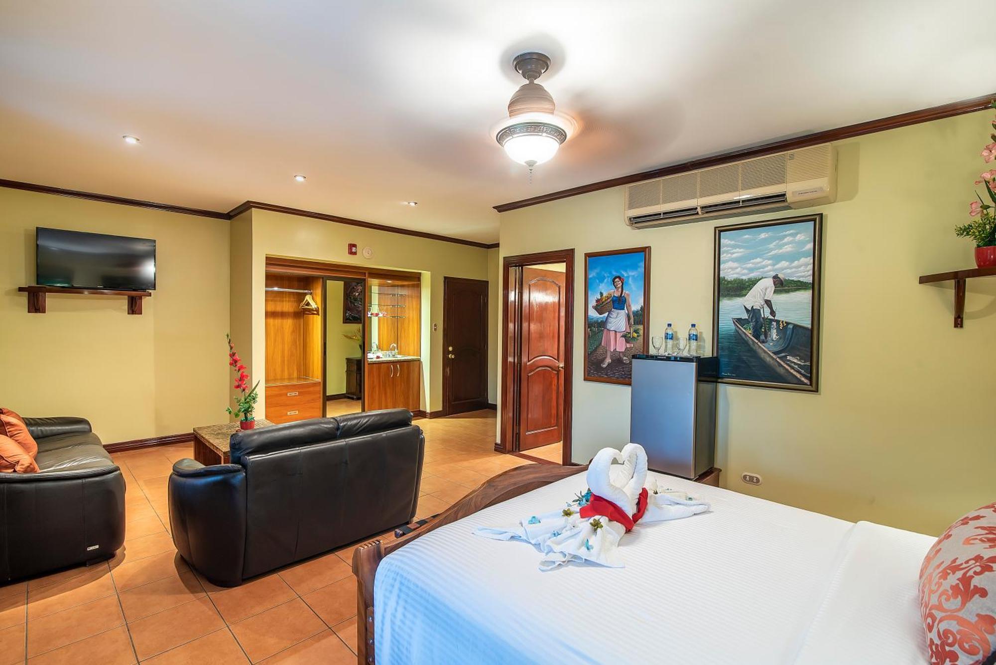 Hotel Casa Roland Golfito Resort Quarto foto